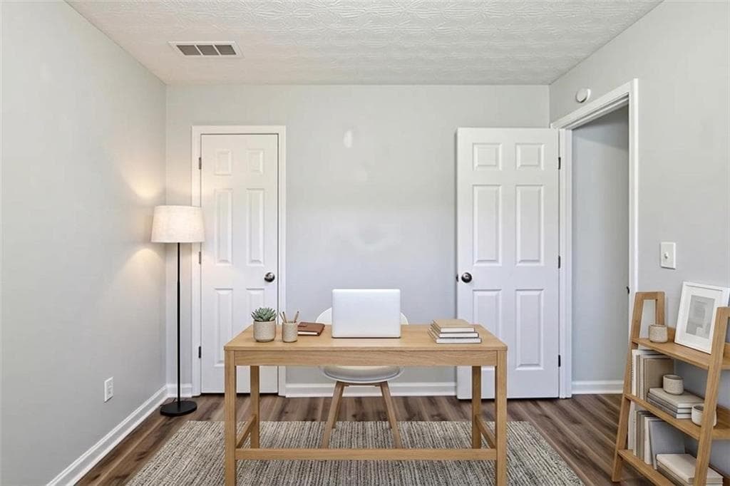 3 bedroom, 2 bathroom, 1,212 sq ft single family residence under contract at 222 Dove Place, Social Circle, GA 30025 — photo 6