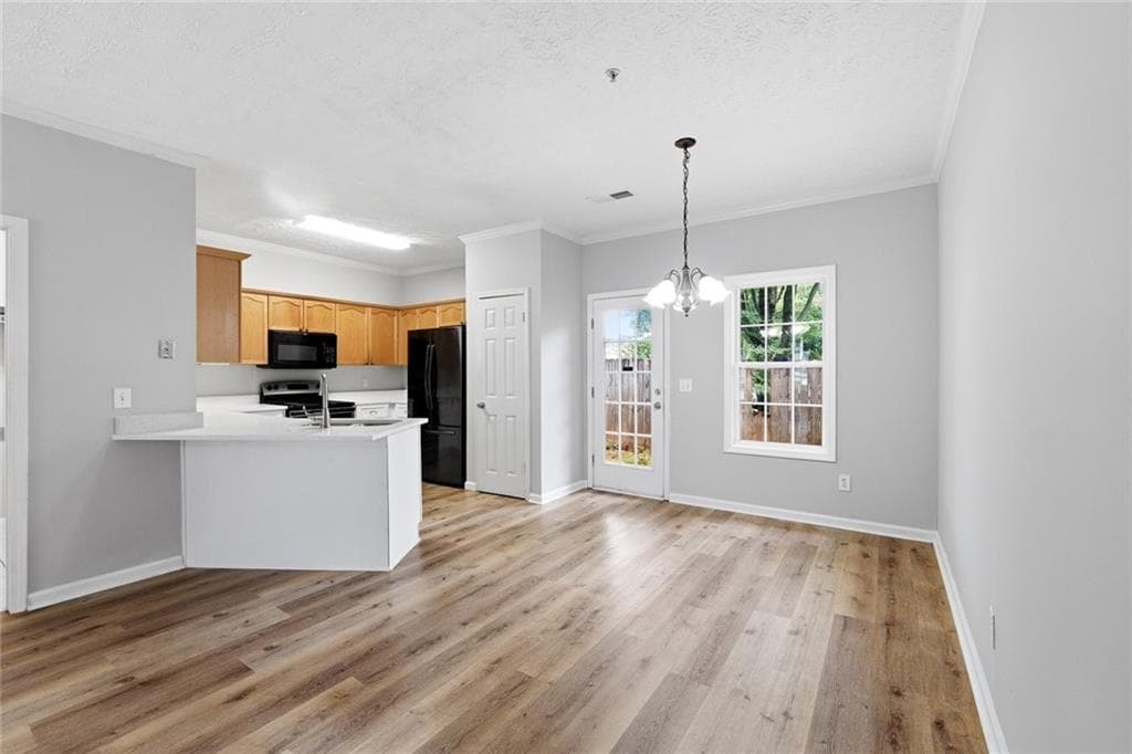 3 bedroom, 3 bathroom, 1,592 sq ft condominium for rent at 5072 Leeshire Trace, Tucker, GA 30084 for $2,100 a month — photo 10