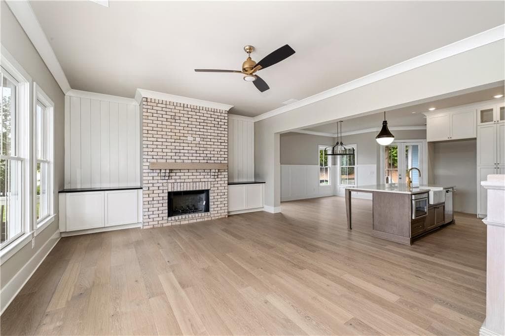 3 bedroom, 3 bathroom, 2,737 sq ft single family residence for sale at 1033 Crossroad Trail, Milton, GA 30004 — photo 2