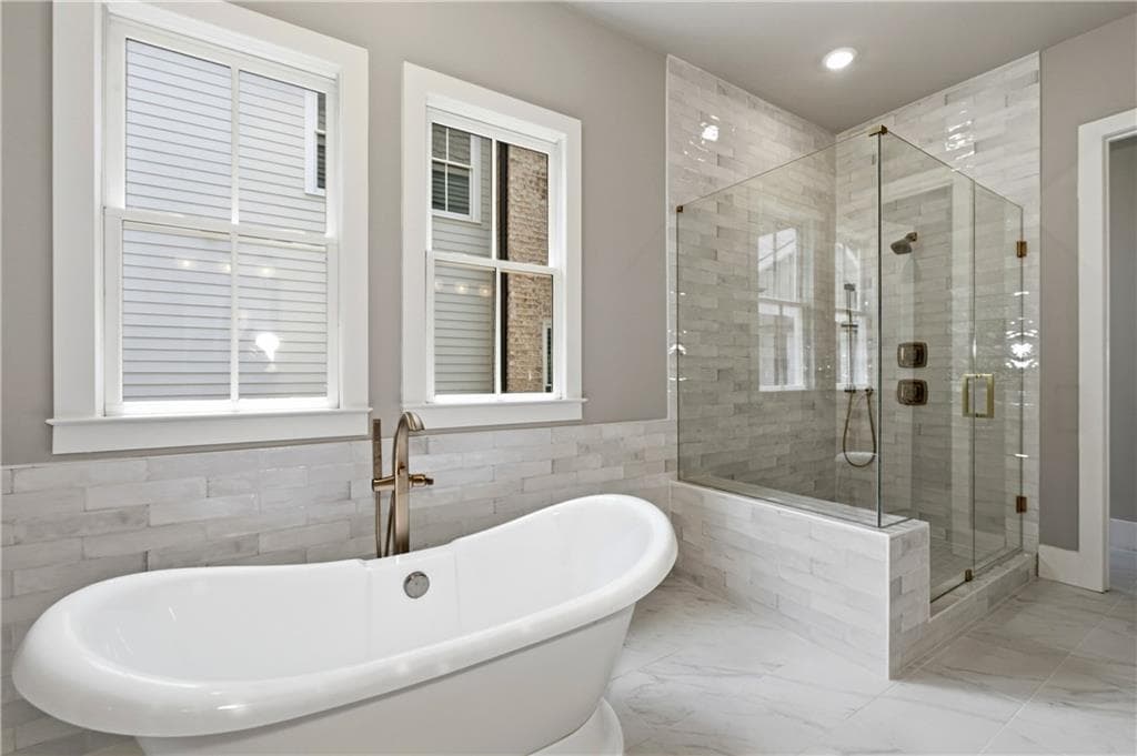3 bedroom, 3 bathroom, 2,737 sq ft single family residence for sale at 1033 Crossroad Trail, Milton, GA 30004 — photo 4