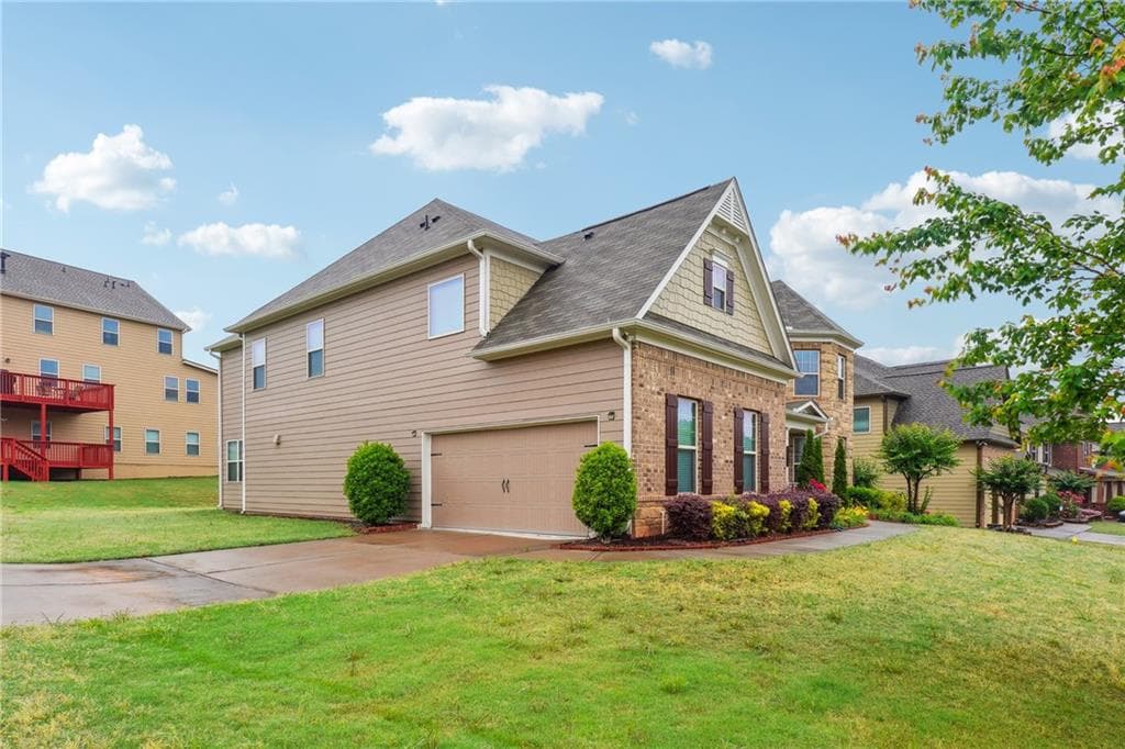 5 bedroom, 4 bathroom, 3,945 sq ft single family residence for rent at 4305 Holton Avenue, Cumming, GA 30041 for $3,999 a month — photo 2