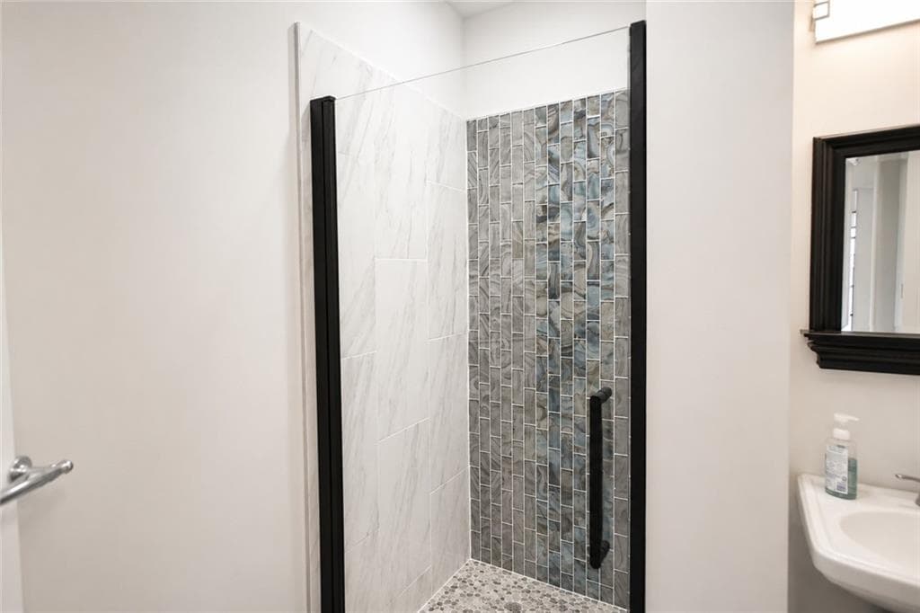 2 bedroom, 2 bathroom, 1,480 sq ft condominium for sale at 565 Peachtree Street 1404, Atlanta, GA 30308 — photo 5