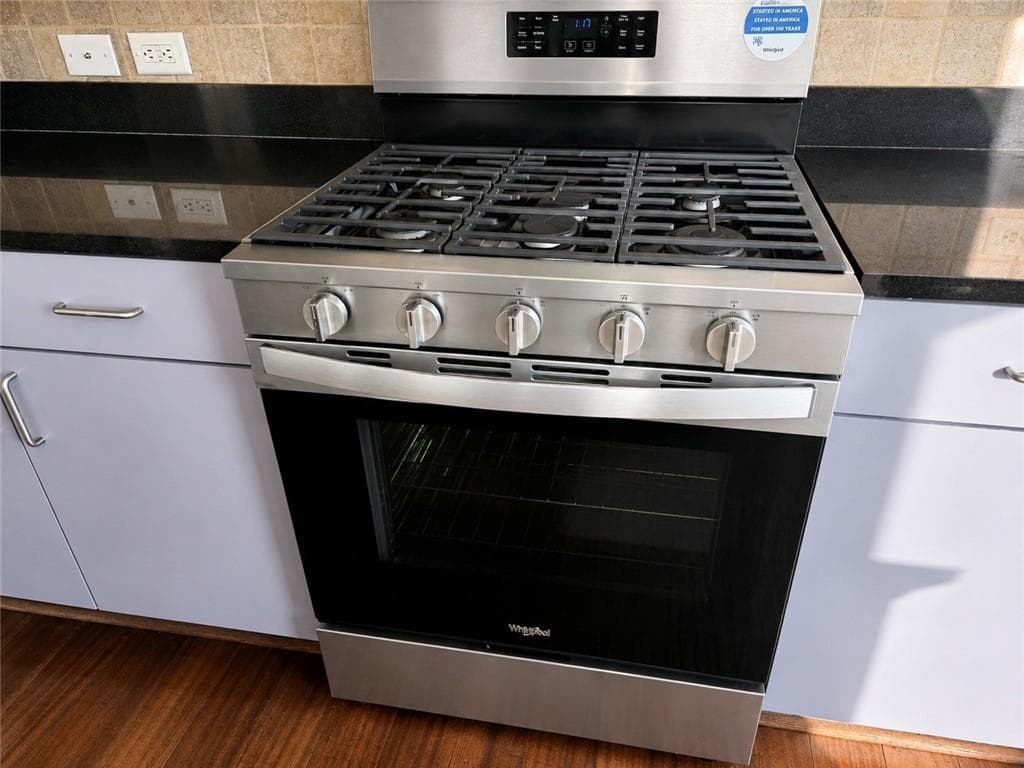 2 bedroom, 2 bathroom, 1,480 sq ft condominium for sale at 565 Peachtree Street 1404, Atlanta, GA 30308 — photo 8