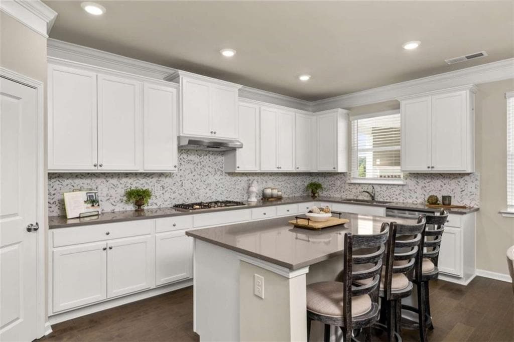 5 bedroom, 4 bathroom, 3,167 sq ft single family residence for sale at 1807 Kingsmere Run Drive, Loganville, GA 30052 — photo 9