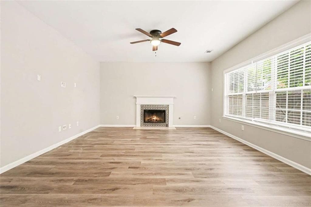 4 bedroom, 3 bathroom, 2,414 sq ft single family residence under contract at 2092 Clear Shoals Lane, Dacula, GA 30019 — photo 3