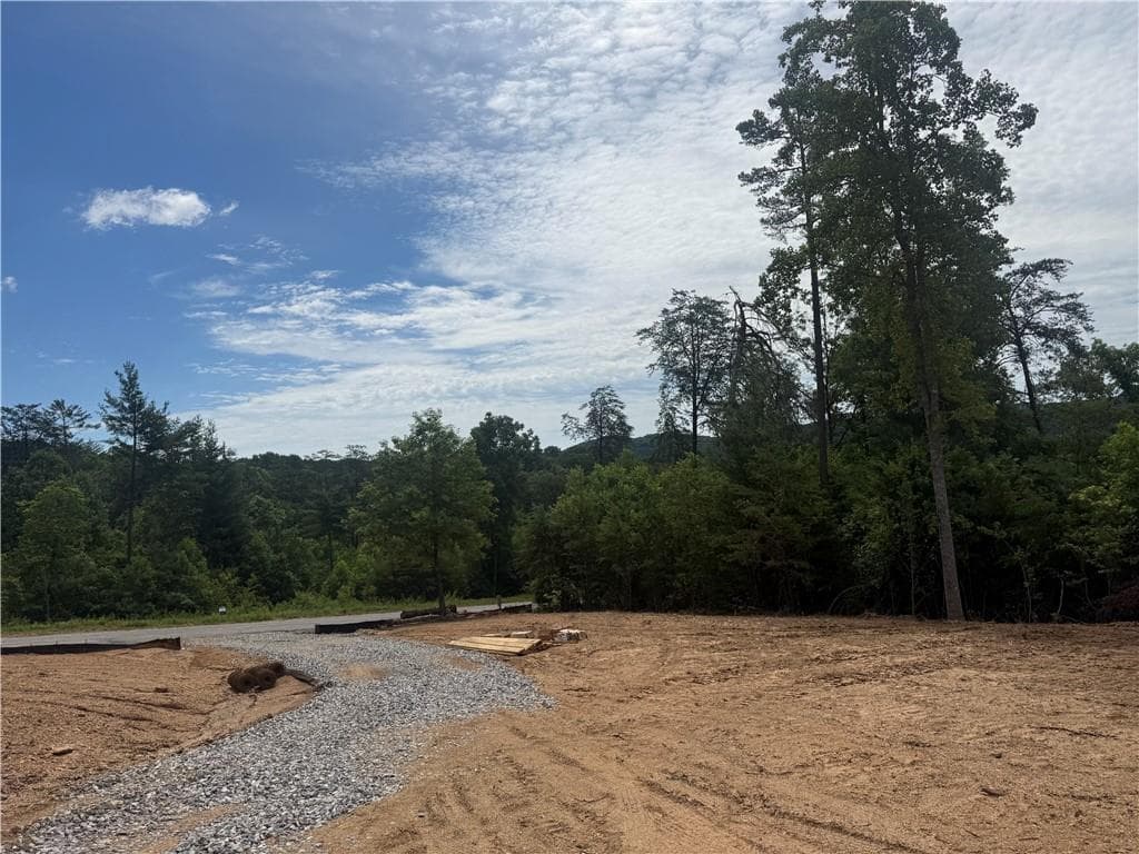 3 bedroom, 2 bathroom, 1,835 sq ft single family residence for sale at 35 Blue Mountain Road, Morganton, GA 30560 — photo 3