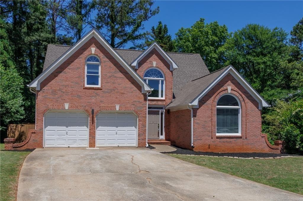 6 bedroom, 4 bathroom, 3,706 sq ft single family residence for sale at 2102 Kendall Close, Acworth, GA 30102