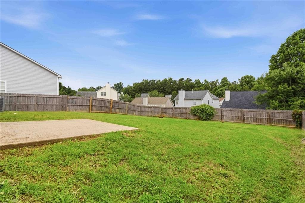 3 bedroom, 2 bathroom, 1,466 sq ft single family residence for sale at 2922 Knoll View Place, Douglasville, GA 30135 — photo 5