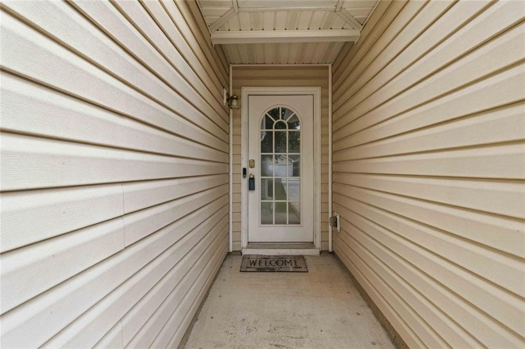 3 bedroom, 2 bathroom, 1,466 sq ft single family residence for sale at 2922 Knoll View Place, Douglasville, GA 30135 — photo 8
