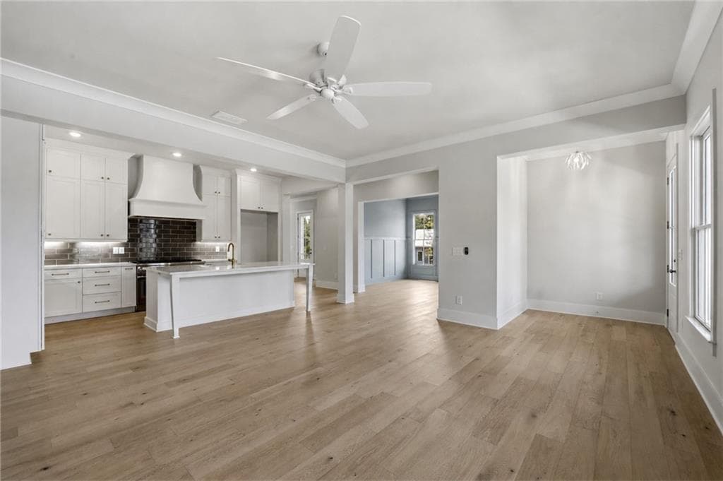 3 bedroom, 4 bathroom, 2,955 sq ft single family residence for sale at 2015 Village Walk, Milton, GA 30004 — photo 10
