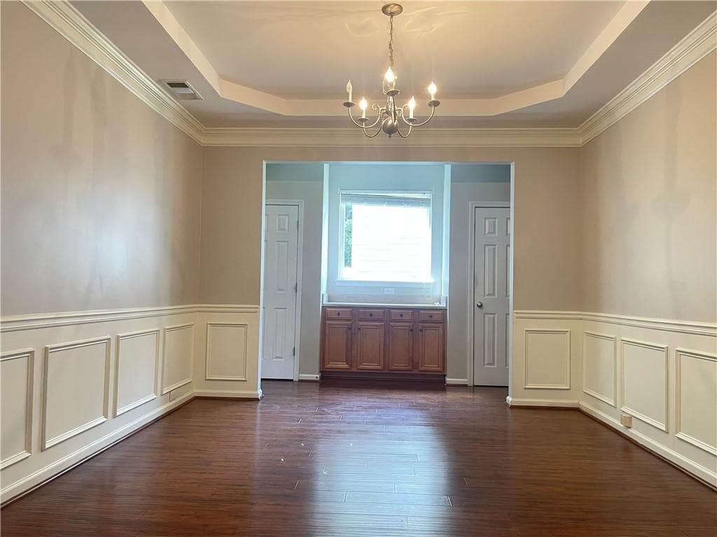 6 bedroom, 4 bathroom, 2,991 sq ft single family residence for rent at 385 Blackwood Lane, Suwanee, GA 30024 for $2,600 a month — photo 4