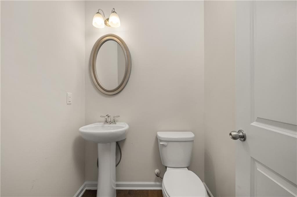 3 bedroom, 3 bathroom, 1,695 sq ft townhouse for sale at 6410 Rosetta Drive 45, Atlanta, GA 30331 — photo 6