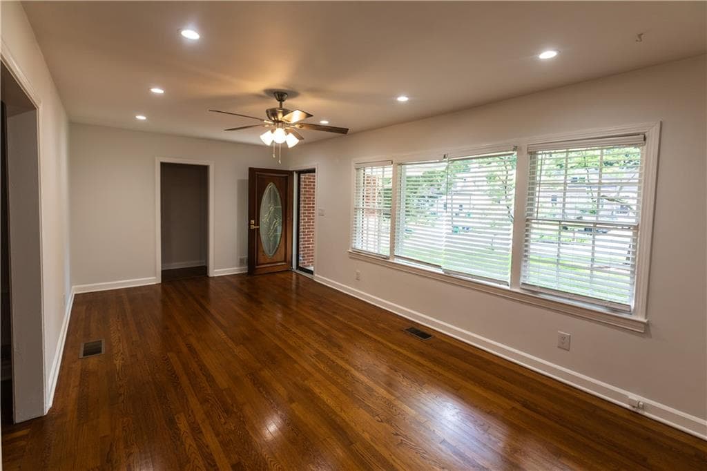 4 bedroom, 4 bathroom, 2,800 sq ft single family residence for rent at 1392 Lively Ridge Road, Atlanta, GA 30329 for $4,000 a month — photo 5
