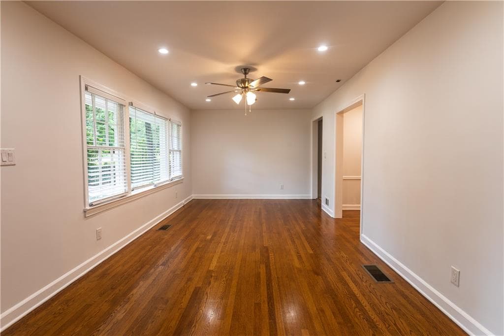 4 bedroom, 4 bathroom, 2,800 sq ft single family residence for rent at 1392 Lively Ridge Road, Atlanta, GA 30329 for $4,000 a month — photo 8