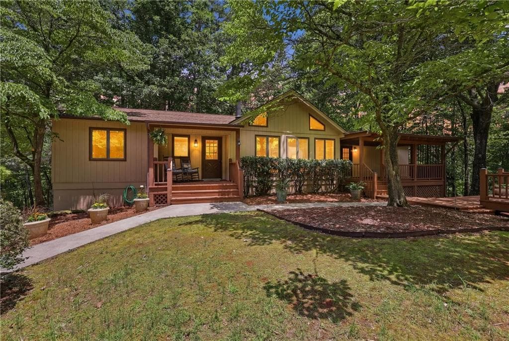925 Horseshoe Bend Road