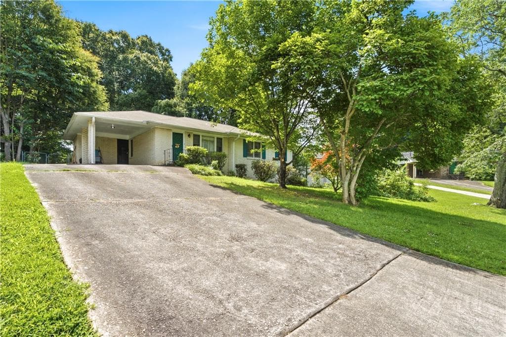 3 bedroom, 2 bathroom, 1,440 sq ft single family residence for sale at 6574 Amity Court, Rex, GA 30273