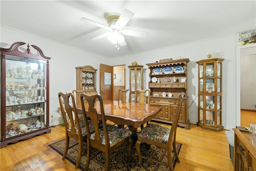 3 bedroom, 2 bathroom, 1,440 sq ft single family residence for sale at 6574 Amity Court, Rex, GA 30273 — photo 9