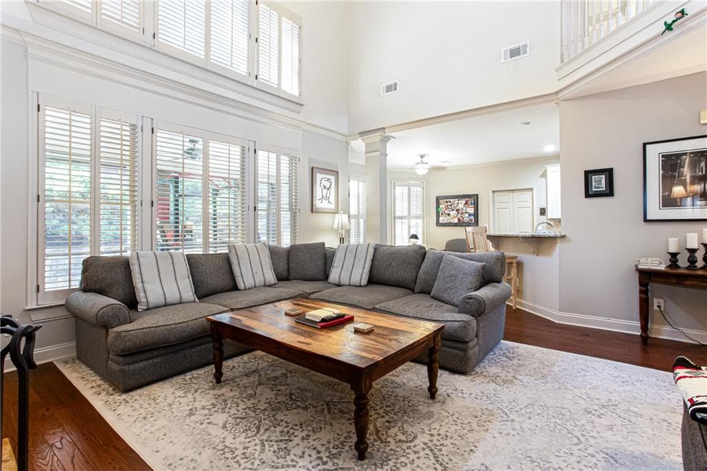4 bedroom, 3 bathroom, 2,576 sq ft single family residence under contract at 4010 Rockingham Drive, Roswell, GA 30075 — photo 7