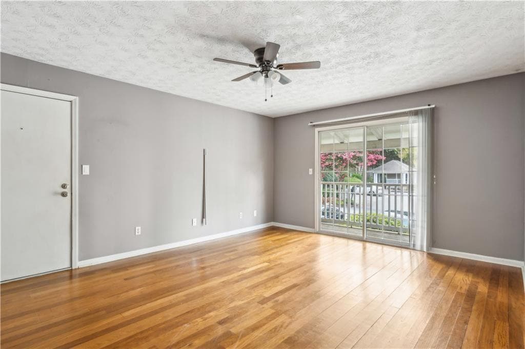2 bedroom, 2 bathroom, 980 sq ft condominium for rent at 3155 Seven Pines Court 303, Atlanta, GA 30339 for $1,600 a month — photo 5