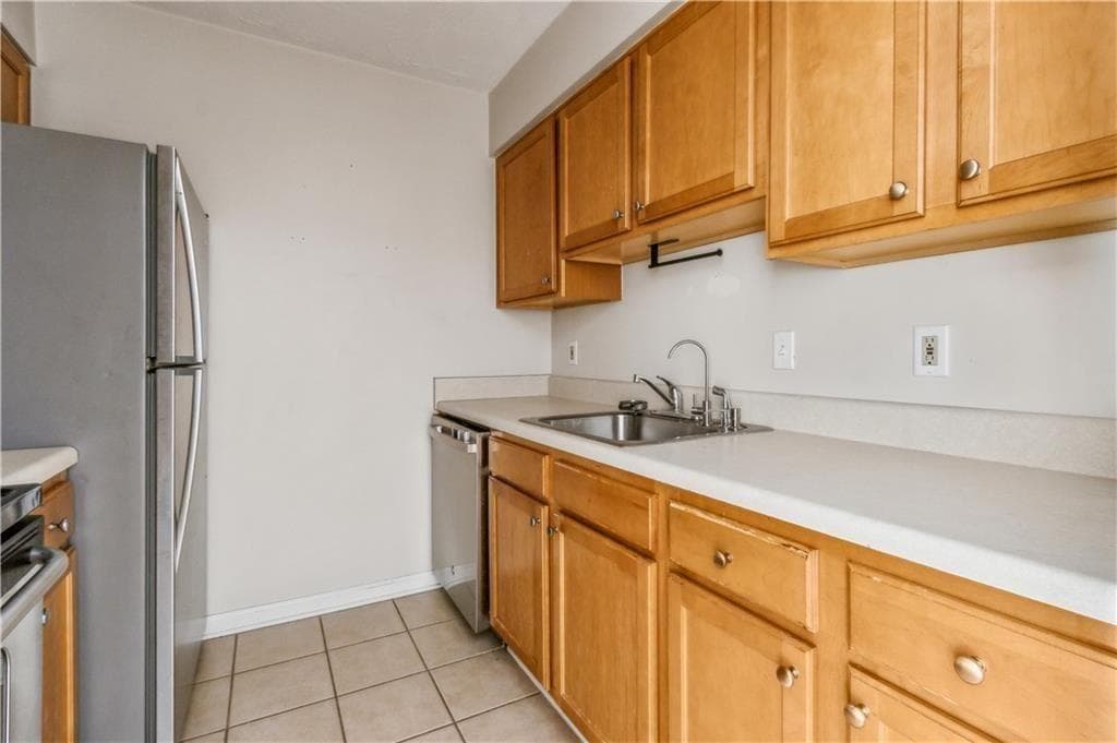 2 bedroom, 2 bathroom, 980 sq ft condominium for rent at 3155 Seven Pines Court 303, Atlanta, GA 30339 for $1,600 a month — photo 10