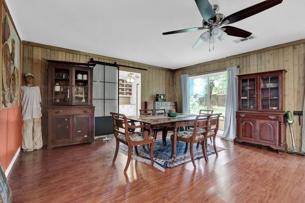 3 bedroom, 3 bathroom, 2,226 sq ft single family residence for sale at 5025 Stoney Point Circle, Stone Mountain, GA 30088 — photo 6