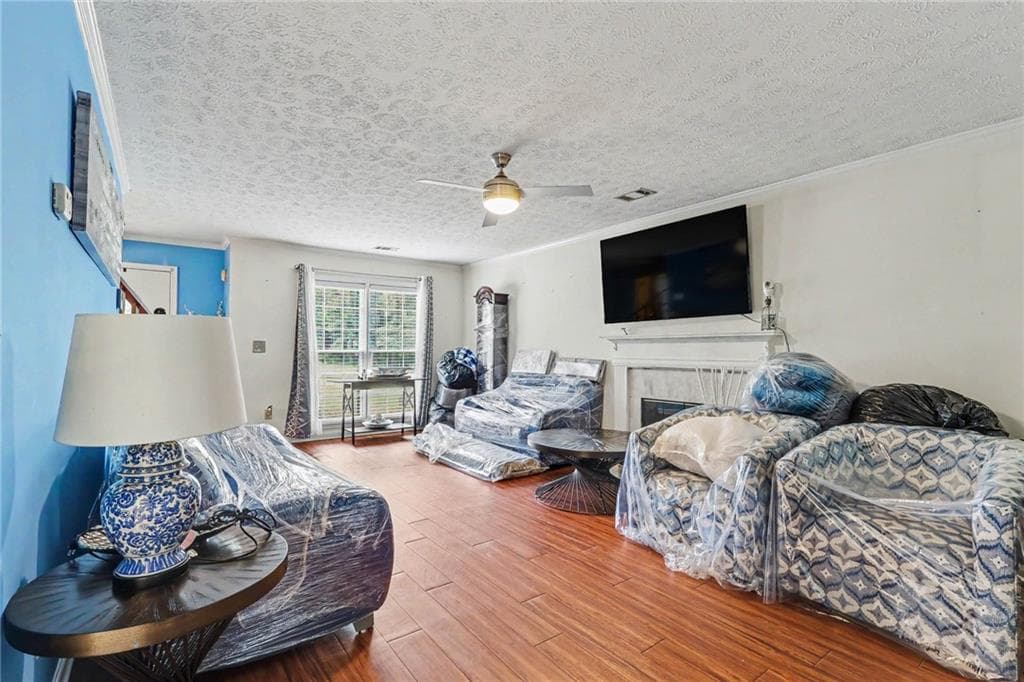 4 bedroom, 3 bathroom, 1,932 sq ft single family residence under contract at 3738 Windy Hill Drive, Conyers, GA 30013 — photo 10