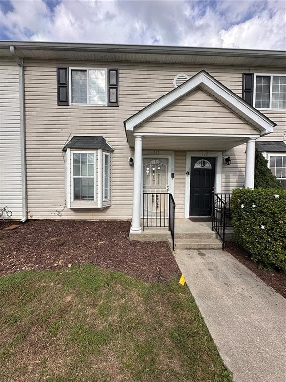 2 bedroom, 2 bathroom, 280 sq ft townhouse for sale at 1625 Conley Road 143, Conley, GA 30288