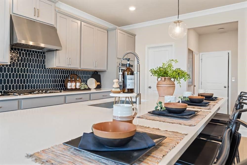 5 bedroom, 5 bathroom, 3,504 sq ft single family residence under contract at 455 Kennington Walk, Loganville, GA 30052 — photo 10