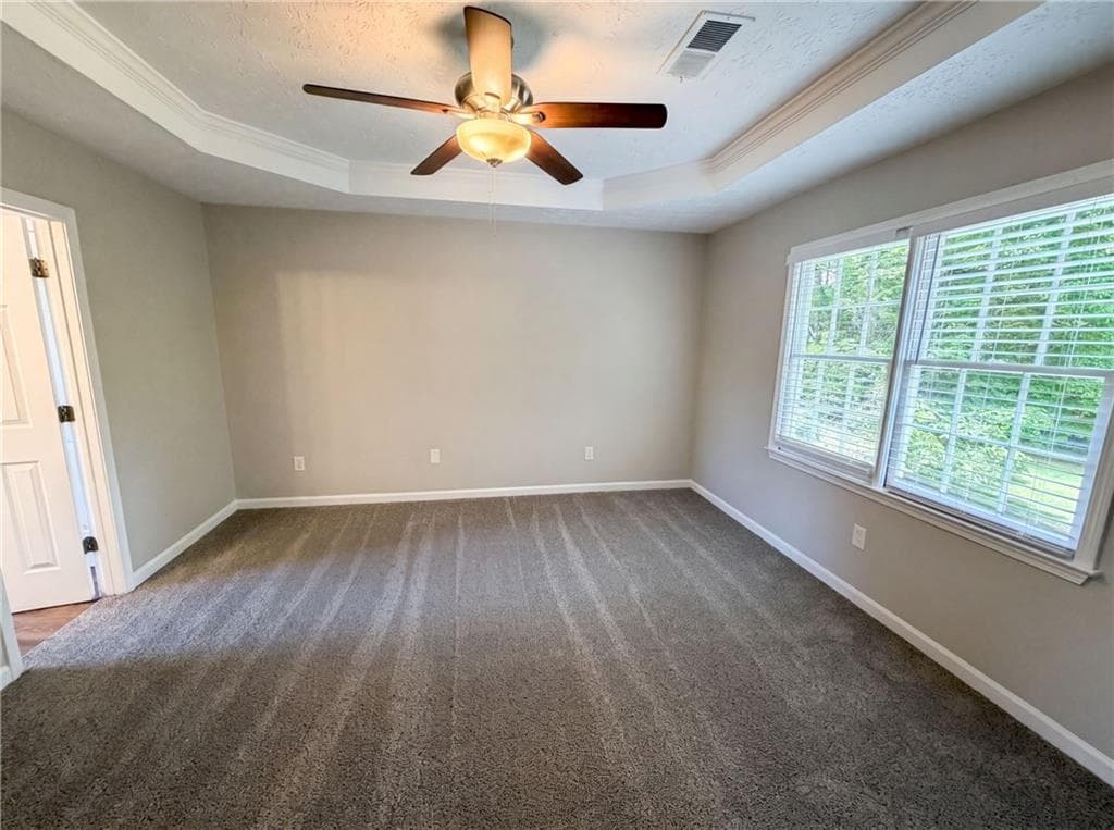 4 bedroom, 3 bathroom, 1,408 sq ft single family residence for sale at 4078 Tara Court, Loganville, GA 30052 — photo 4