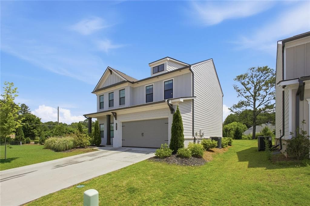 4 bedroom, 3 bathroom single family residence for rent at 2700 Westgate Park Drive, Loganville, GA 30052 for $3,865 a month — photo 3