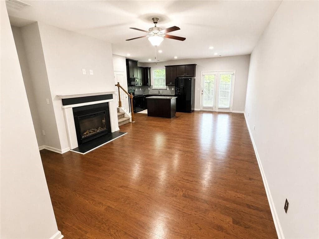 3 bedroom, 3 bathroom, 1,478 sq ft townhouse under contract at 4164 Alden Park Drive, Decatur, GA 30035 — photo 4