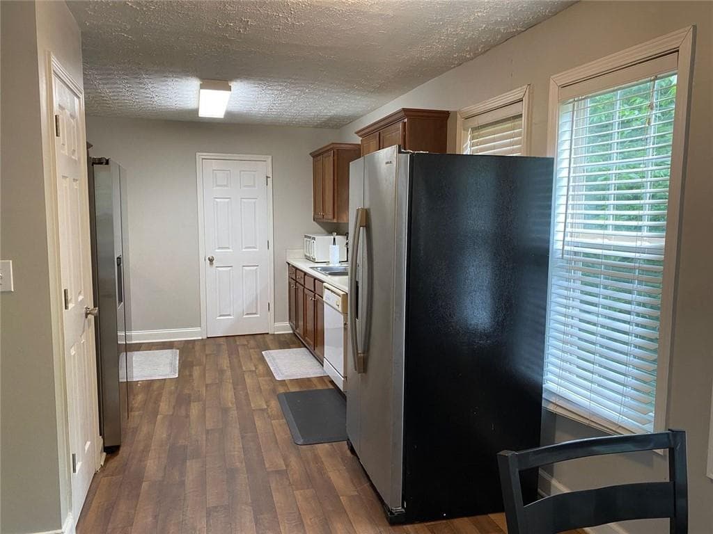 4 bedroom, 4 bathroom, 2,420 sq ft single family residence for sale at 107 Providence Run, Dallas, GA 30157 — photo 9