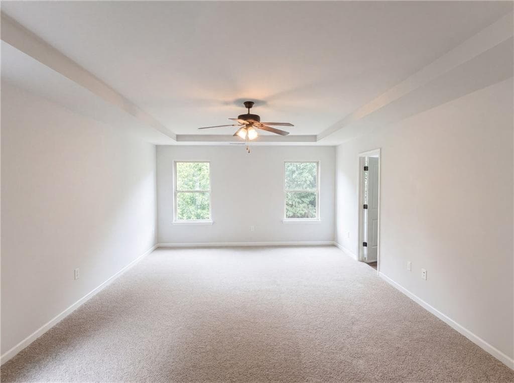 4 bedroom, 2 bathroom, 2,484 sq ft single family residence for sale at 5053 Pioneer Parkway, Mcdonough, GA 30253 — photo 4