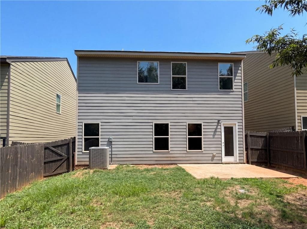 4 bedroom, 2 bathroom, 2,484 sq ft single family residence for sale at 5053 Pioneer Parkway, Mcdonough, GA 30253 — photo 5