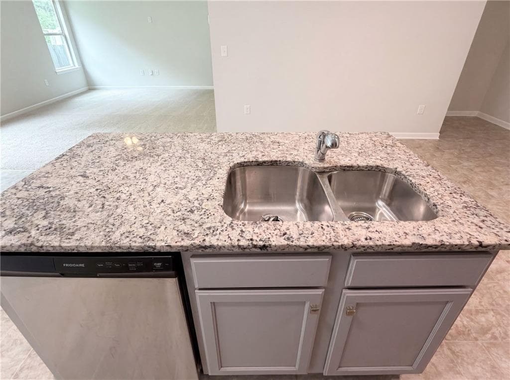 4 bedroom, 2 bathroom, 2,484 sq ft single family residence for sale at 5053 Pioneer Parkway, Mcdonough, GA 30253 — photo 10