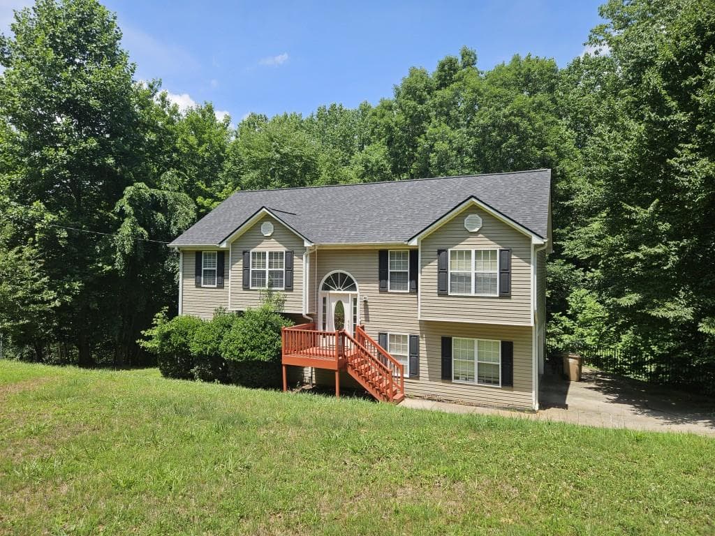 3024 Big Tree Road, Gainesville, GA 30501 — most recent listing photo