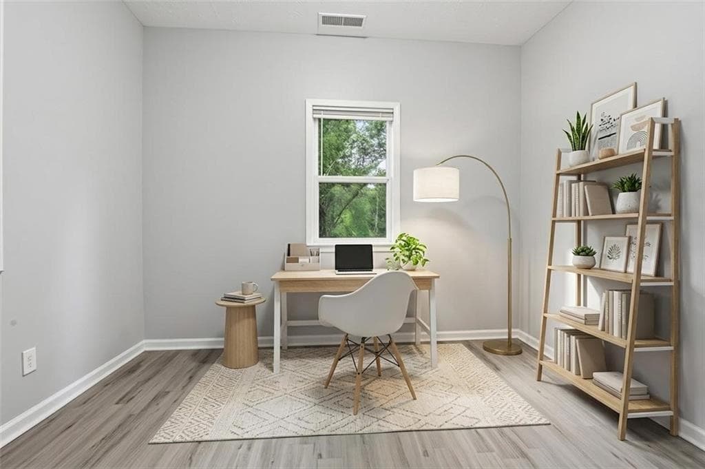 2 bedroom, 1 bathroom, 1,197 sq ft single family residence for sale at 242 N Dogwood Avenue, Social Circle, GA 30025 — photo 5
