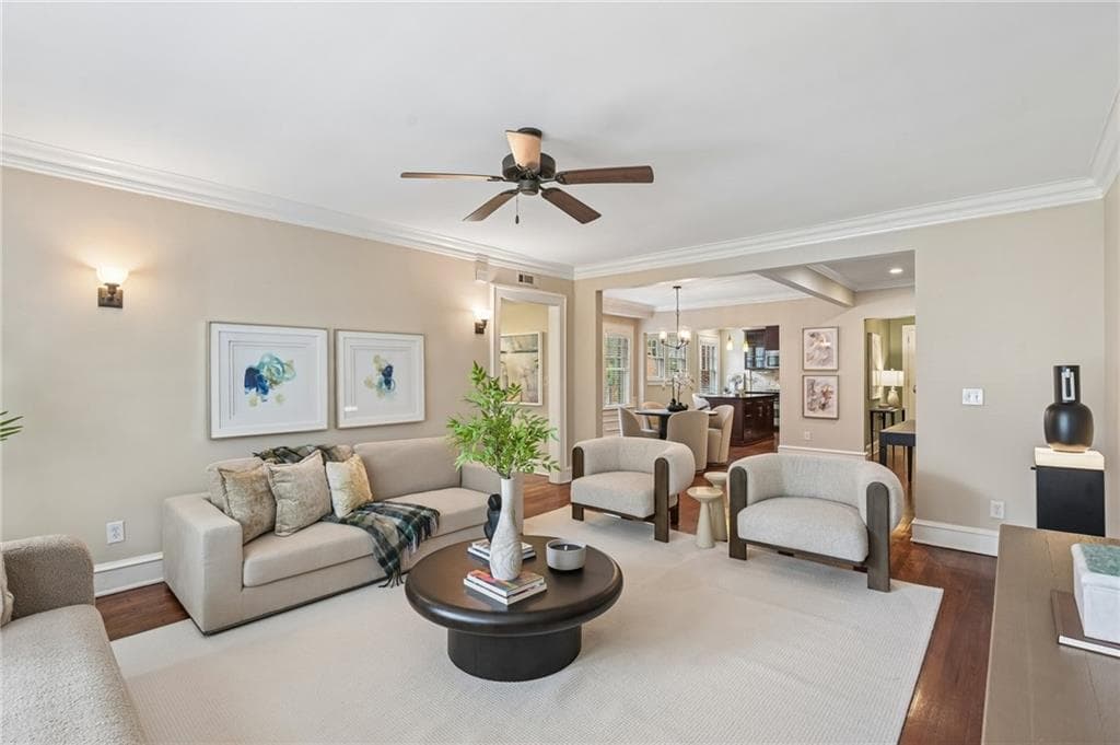 1 bedroom, 1 bathroom, 1,150 sq ft condominium sold at 2 Collier Road 7, Atlanta, GA 30309