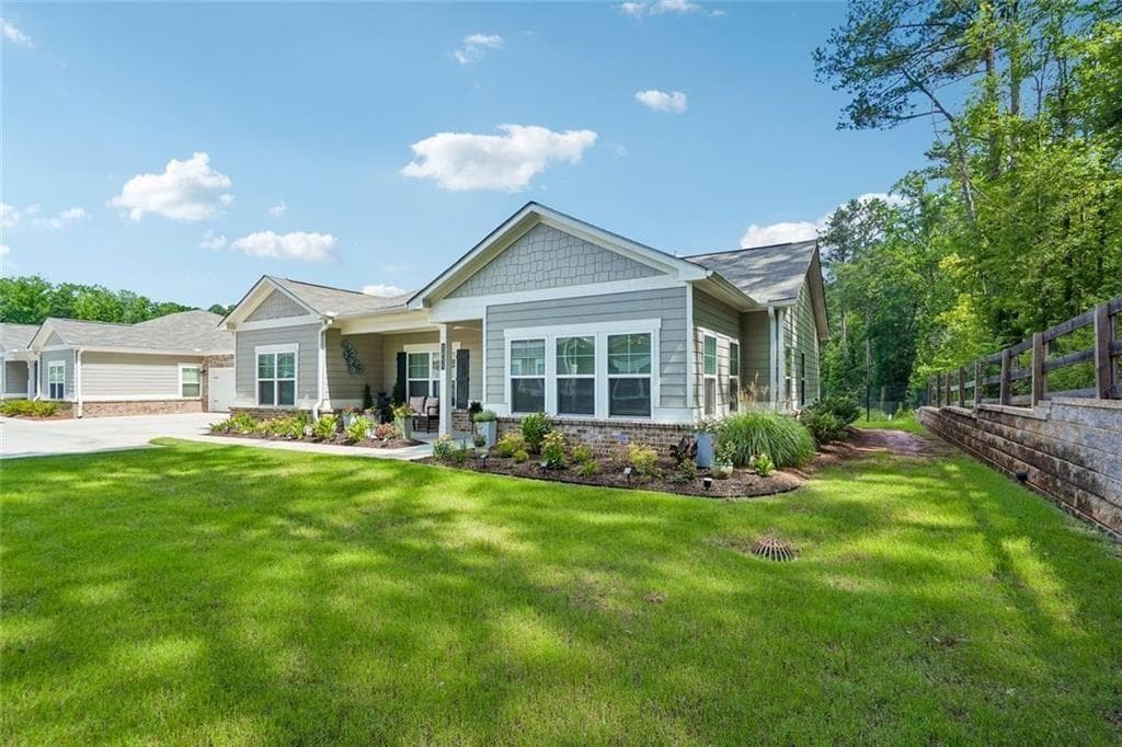 3 bedroom, 2 bathroom, 1,782 sq ft single family residence for sale at 3895 Shelleydale Drive, Powder Springs, GA 30127 — photo 7
