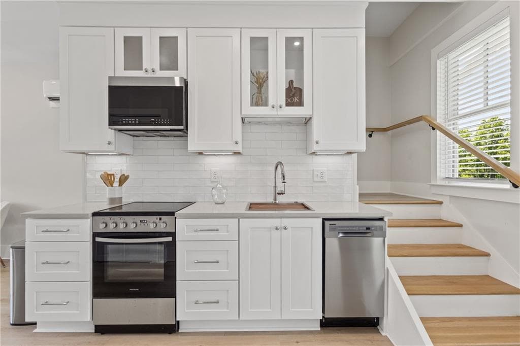 2 bedroom, 2 bathroom, 792 sq ft single family residence for sale at 184 W Jarrard Street, Cleveland, GA 30528 — photo 9