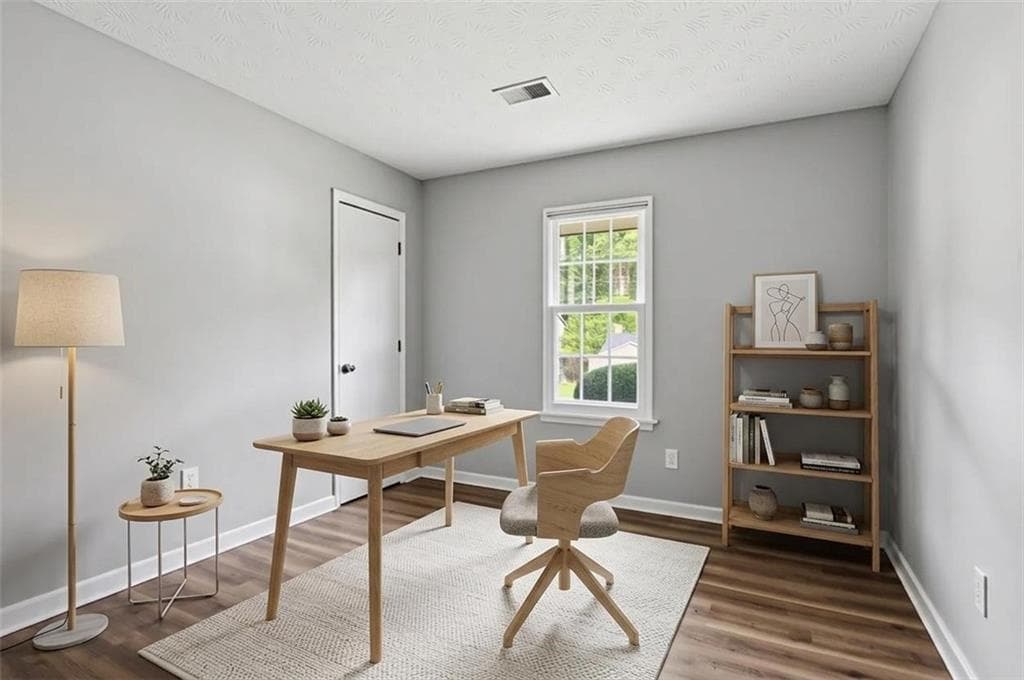 3 bedroom, 2 bathroom, 1,218 sq ft single family residence under contract at 5202 Scarbrough Lane, Stone Mountain, GA 30088 — photo 6