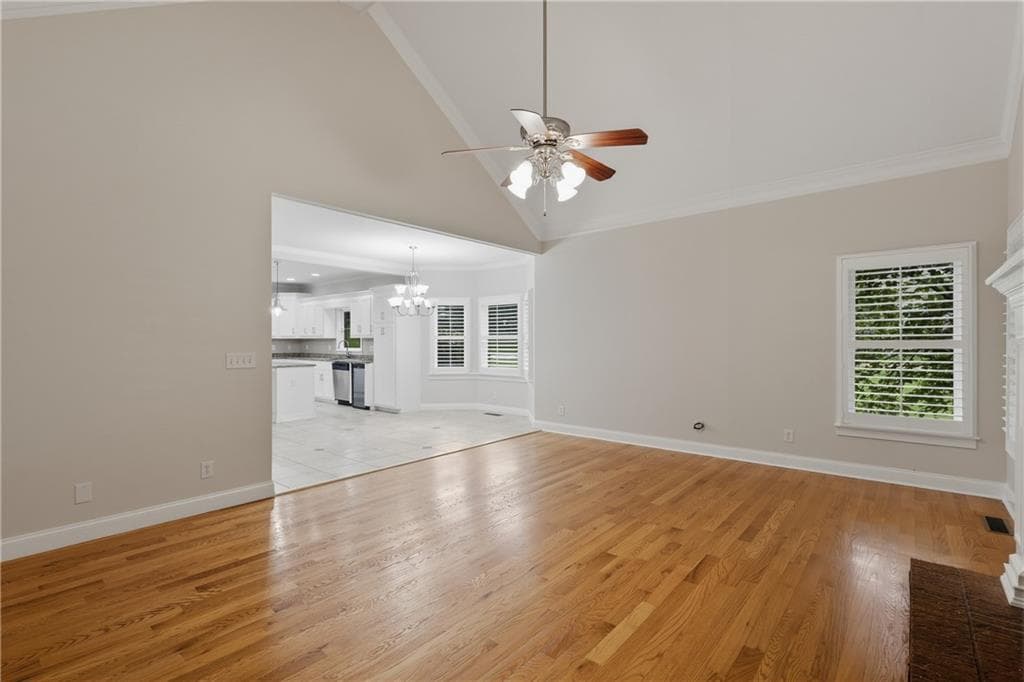 5 bedroom, 6 bathroom, 3,868 sq ft single family residence for sale at 210 Enfield Lane, Mcdonough, GA 30252 — photo 4