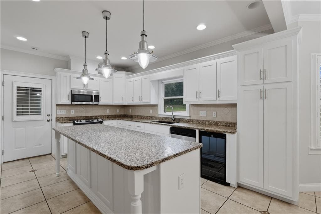 5 bedroom, 6 bathroom, 3,868 sq ft single family residence for sale at 210 Enfield Lane, Mcdonough, GA 30252 — photo 8