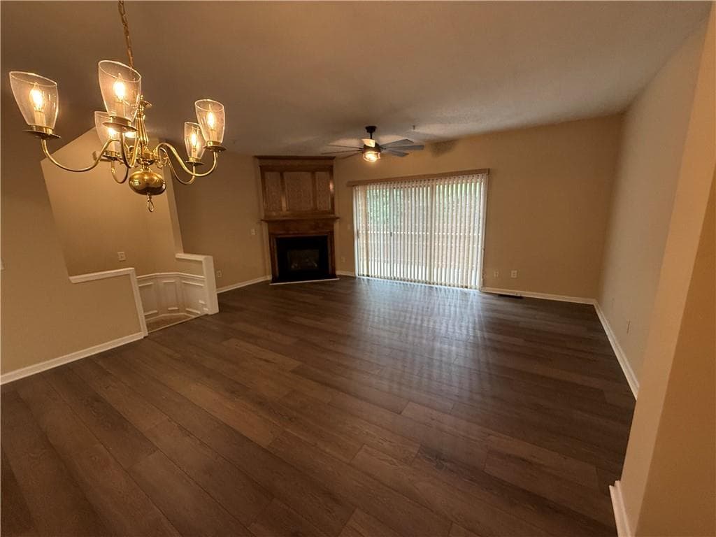 3 bedroom, 3 bathroom, 1,668 sq ft townhouse for rent at 161 Riverstone Commons Circle, Canton, GA 30114 for $1,800 a month — photo 2