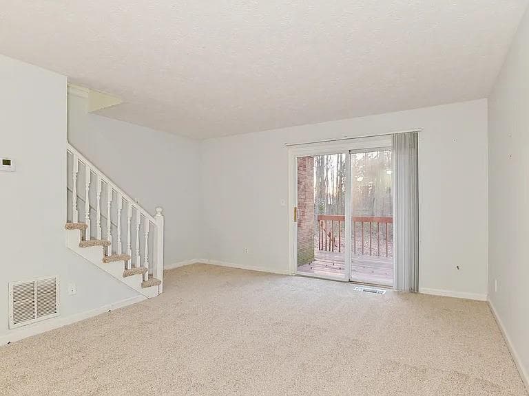 duplex for sale at 123-25 Curtis Road, Lawrenceville, GA 30046 — photo 2