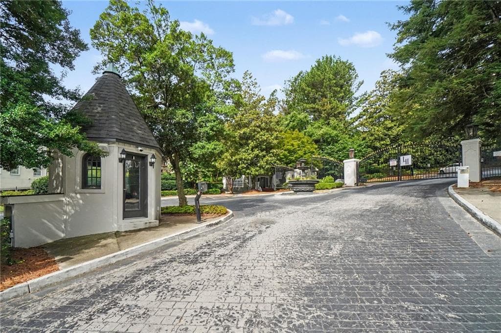 2 bedroom, 2 bathroom, 1,504 sq ft condominium under contract at 4105 Pine Heights Drive, Atlanta, GA 30324