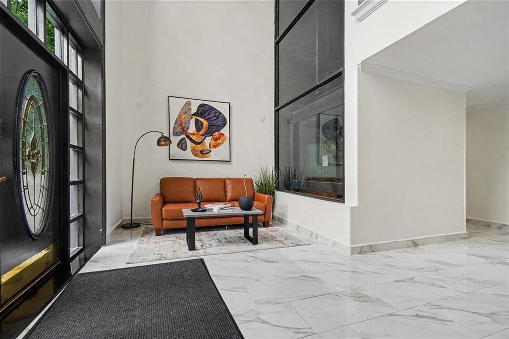 2 bedroom, 2 bathroom, 1,504 sq ft condominium under contract at 4105 Pine Heights Drive, Atlanta, GA 30324 — photo 7