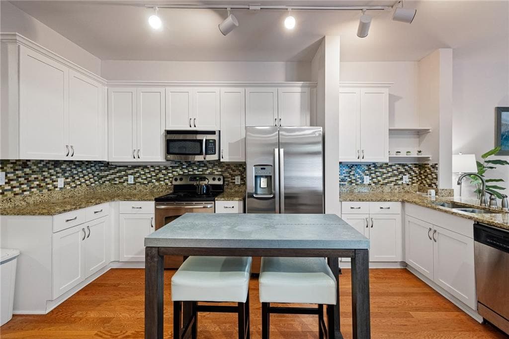 2 bedroom, 2 bathroom, 1,223 sq ft condominium for rent at 5300 Peachtree Road 0501, Chamblee, GA 30341 for $2,150 a month — photo 1 of 52