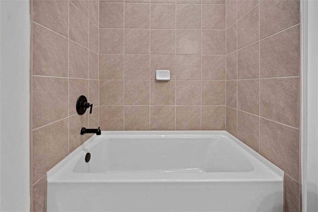 3 bedroom, 4 bathroom townhouse for rent at 3381 Macaiva Alley, Decatur, GA 30032 for $3,100 a month — photo 8