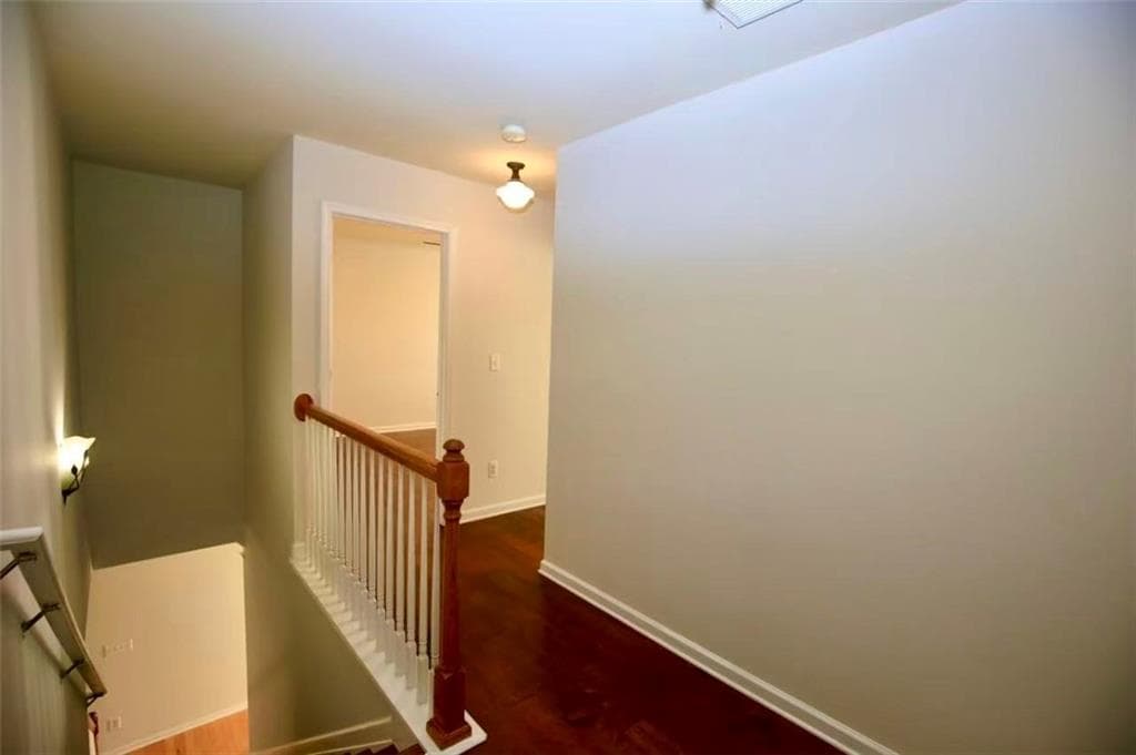 3 bedroom, 3 bathroom, 2,022 sq ft townhouse for sale at 2652 Pierce Brennen Court, Lawrenceville, GA 30043 — photo 9